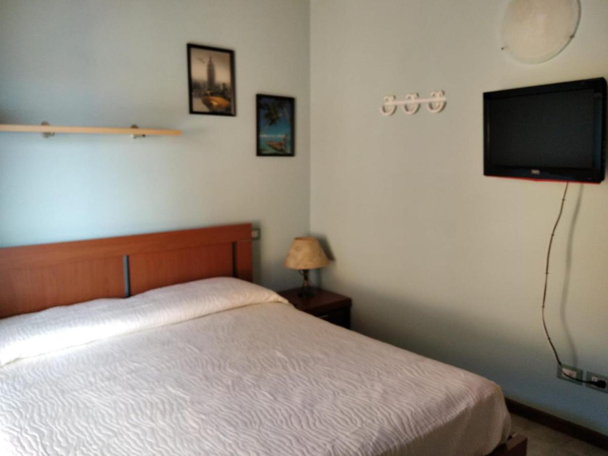 Il Giardino Di Laura Apartamento Toscolano Maderno Exterior foto